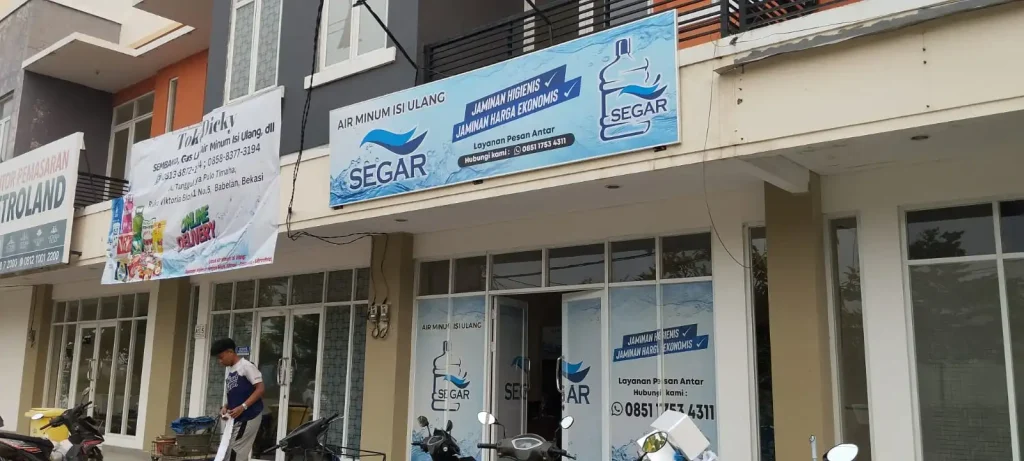 Contoh Papan Reklame Toko